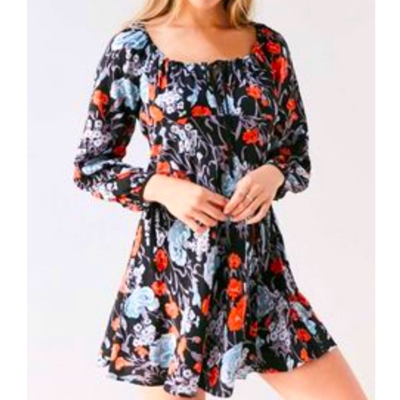 Urban Outfitters | Ling Sleeve Mini Dress - Picture 1 of 7